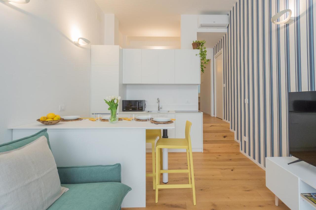 A Step From The Lake Apartment By Rent All Como Exterior foto