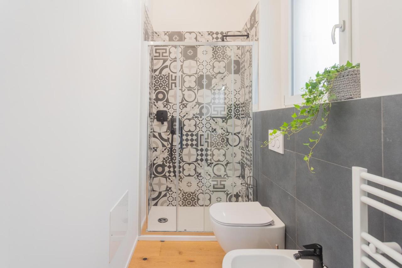 A Step From The Lake Apartment By Rent All Como Exterior foto